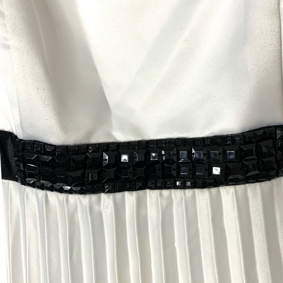 Jessica McClintock for Gunne Sax Size 3 White/Black Pleated Dress - Picture 3 of 11